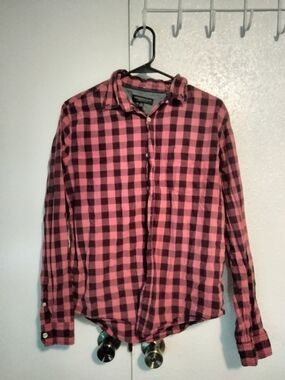Aeropostale Pink Black Plaid Flannel Button Down Shirt Women's Medium Gingham
